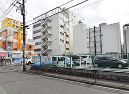 お車までお越しの方へ