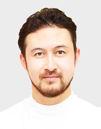 インプラント担当医 佐々木 航